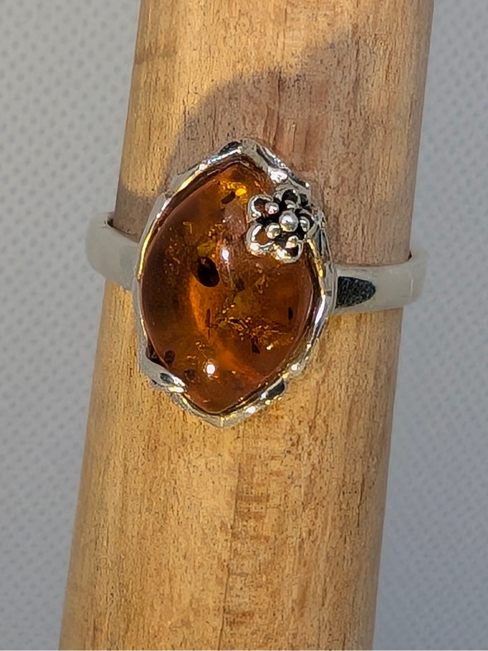 JTV Rhodium over Sterling Silver Baltic Amber Floral Cocktail Ring - size 8.5